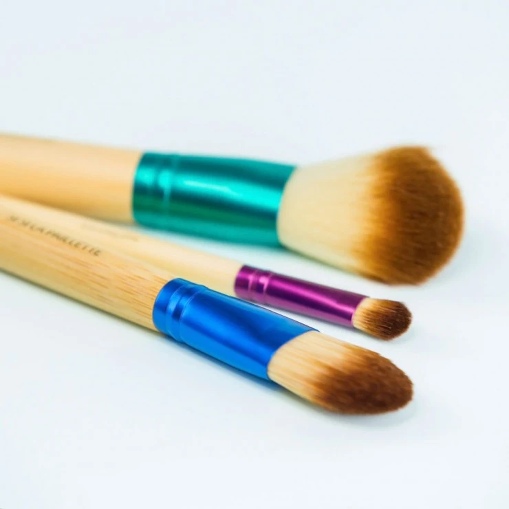 Pinceau Moyen En Bambou Pour Paillettes 2 Pinceau Moyen En Bambou Pour Paillettes – Image 2